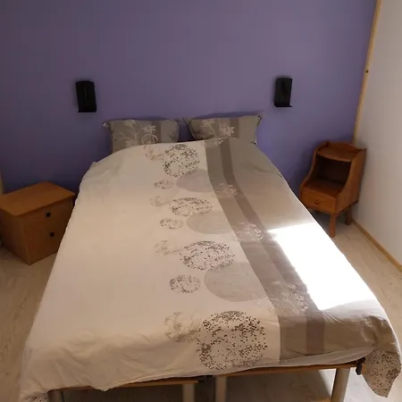 Mont Lilas - Halte En Vallee De Meuse