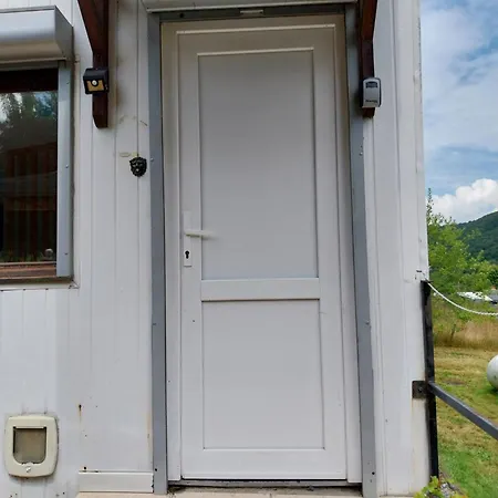 Mont Lilas - Halte En Vallee De Meuse * Heer